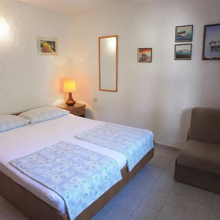 Regina Island Cres, 70m From The Sea Pensionat *