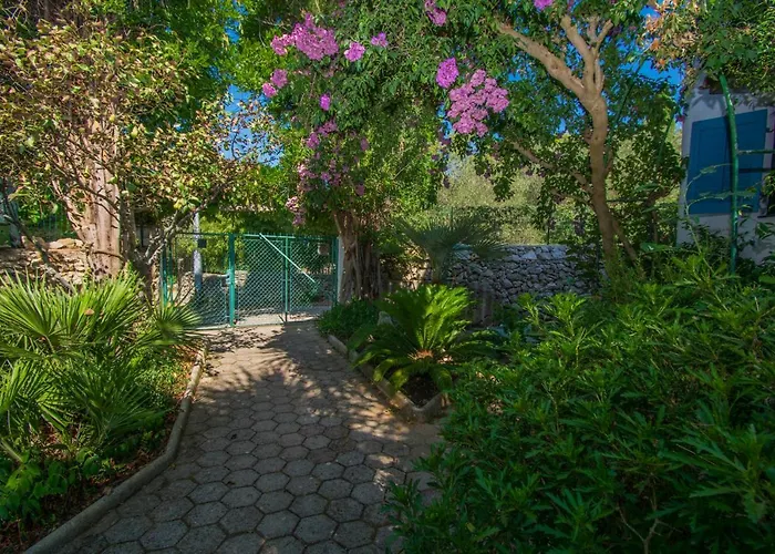 Regina Island Cres, 70m From The Sea بيت ضيافة