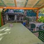 Regina Island Cres, 70m From The Sea
