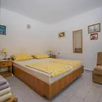Regina Island Cres, 70m From The Sea