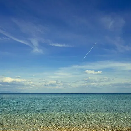 Regina Island Cres, 70m From The Sea Penzion