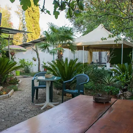 Regina Island Cres, 70m From The Sea Penzion