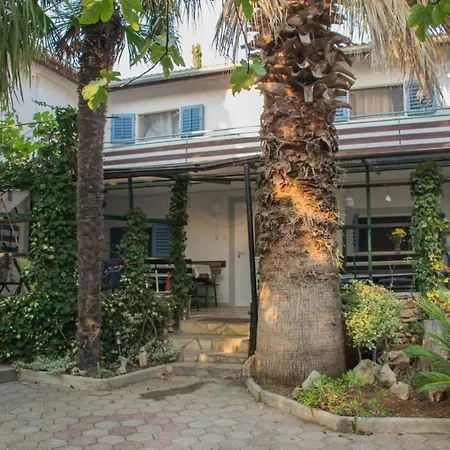 Regina Island Cres, 70m From The Sea Maison d'hôtes Punta Križa