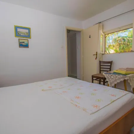 Regina Island Cres, 70m From The Sea Penzion *