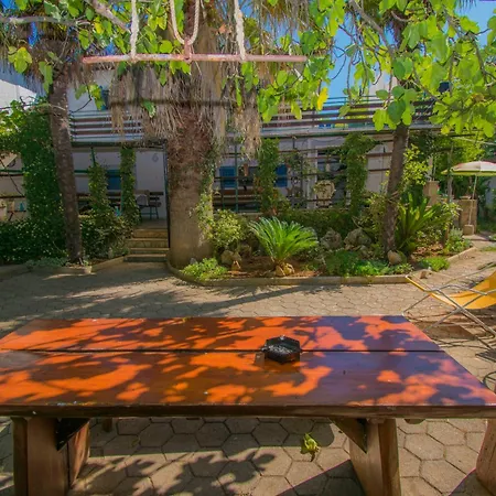 Regina Island Cres, 70m From The Sea *