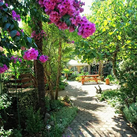 Pensjonat Regina Island Cres, 70m From The Sea *