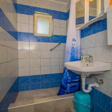 Pensjonat Regina Island Cres, 70m From The Sea