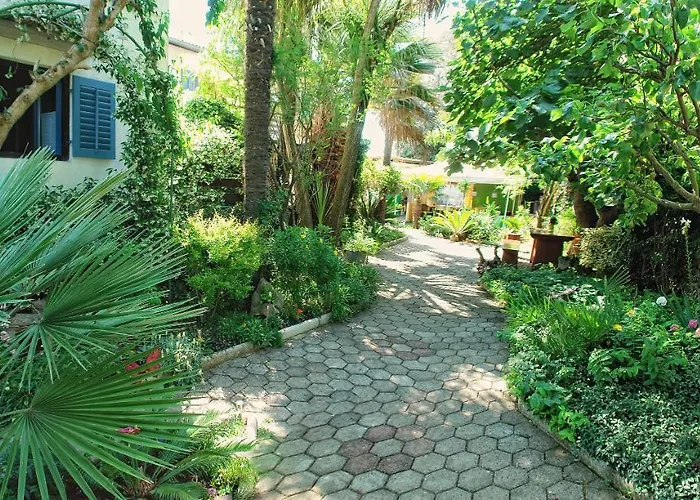 Gasthof Regina Island Cres, 70m From The Sea *