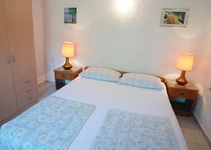 Regina Island Cres, 70m From The Sea Gasthof Punta Križa